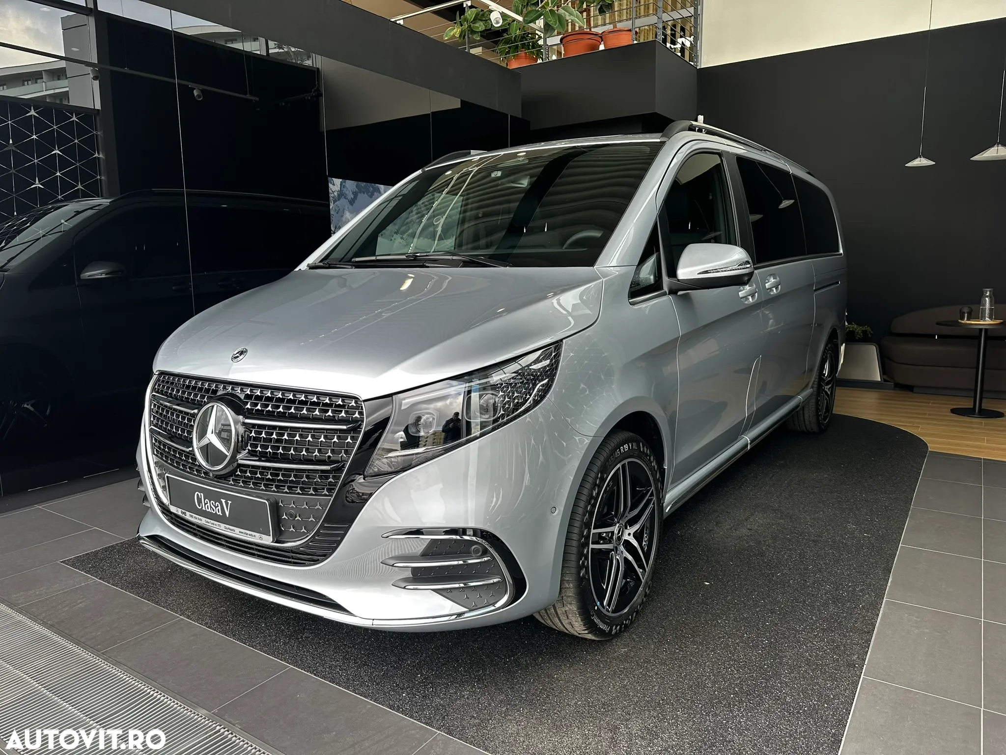 Mercedes-Benz V 300 d Combi Extra-lung 237 CP RWD 9AT Avantgarde - 3