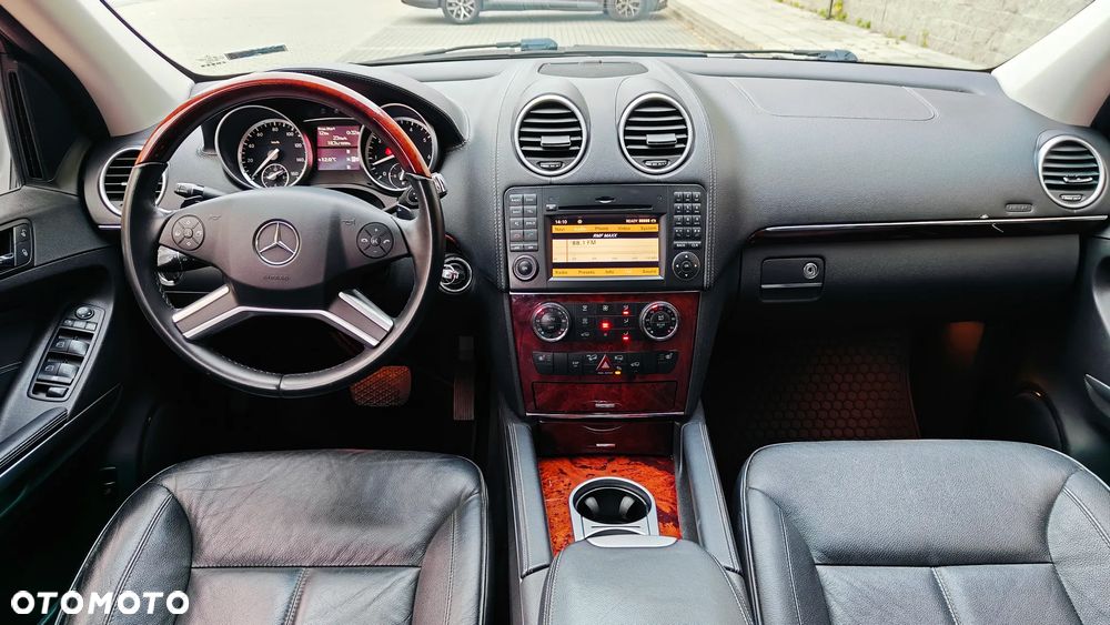 Mercedes-Benz GL 450 - 7