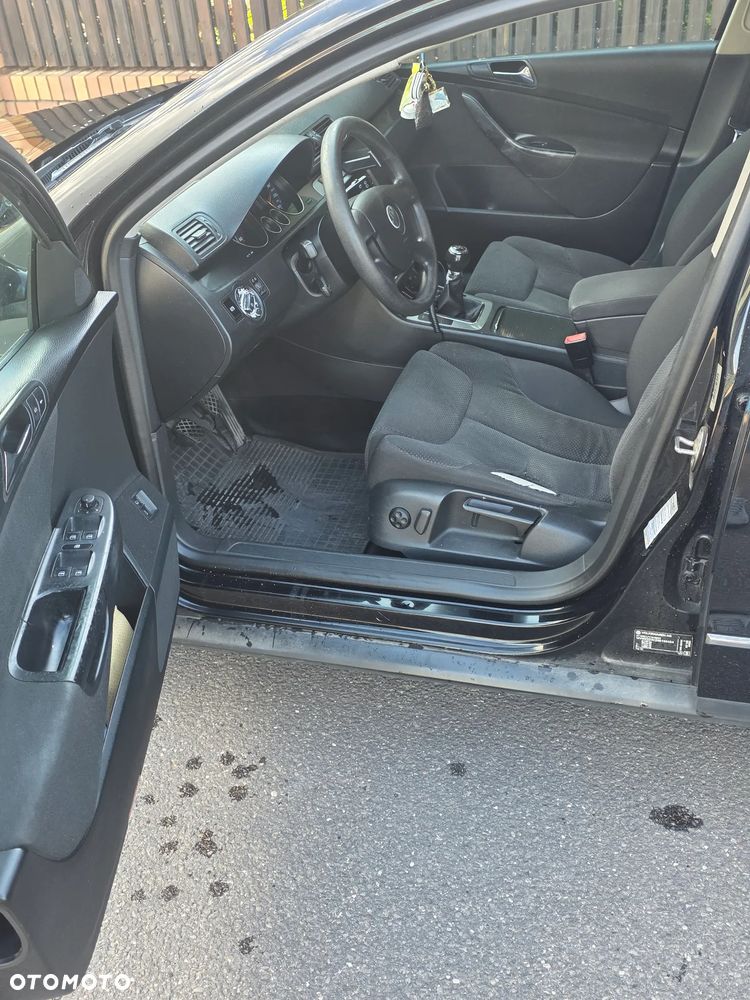 Volkswagen Passat 2.0 TDI Comfortline - 7