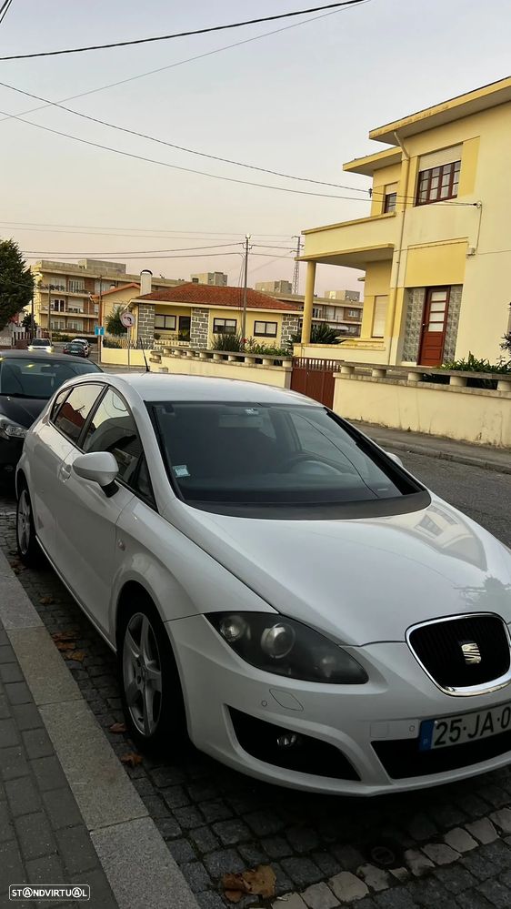 SEAT Leon 1.6 TDI Ecomotive Style - 3