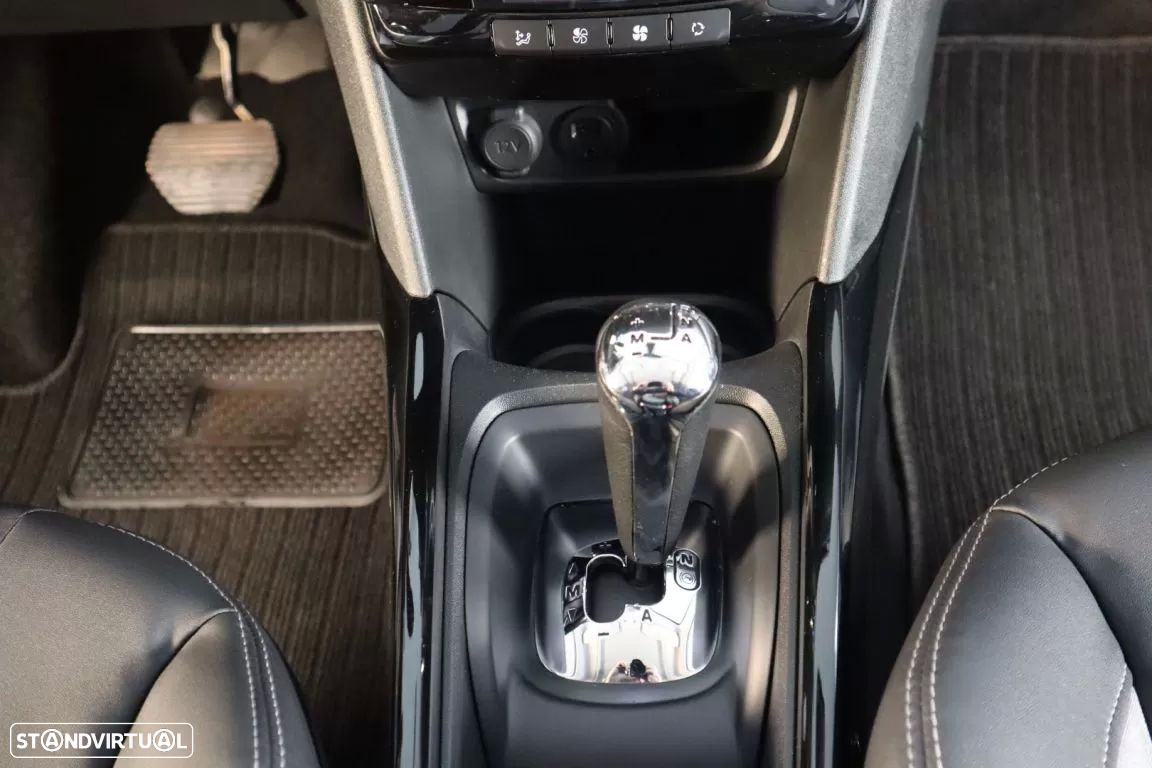 Peugeot 2008 1.6 e-HDi Allure 2-Tronic - 26