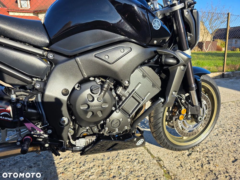 Yamaha FZ - 35