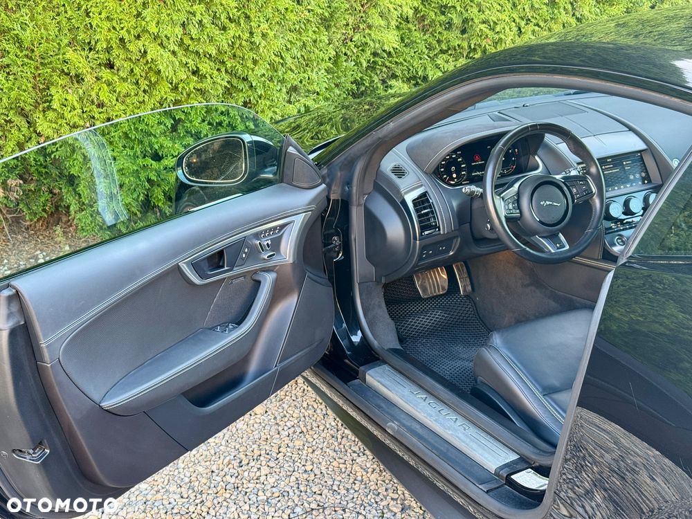 Jaguar F-Type 5.0 V8 S/C AWD R - 29
