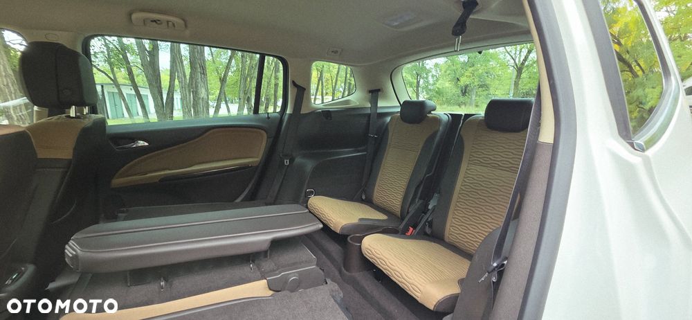 Opel Zafira - 9
