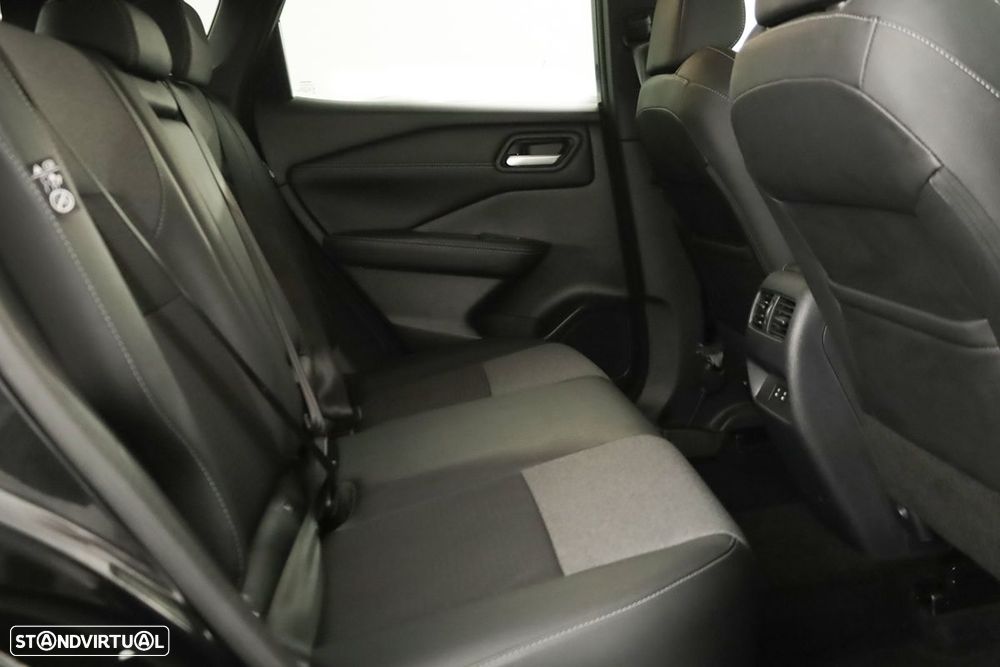 Nissan Qashqai 1.3 DIG-T N-Connecta LED Xtronic - 22