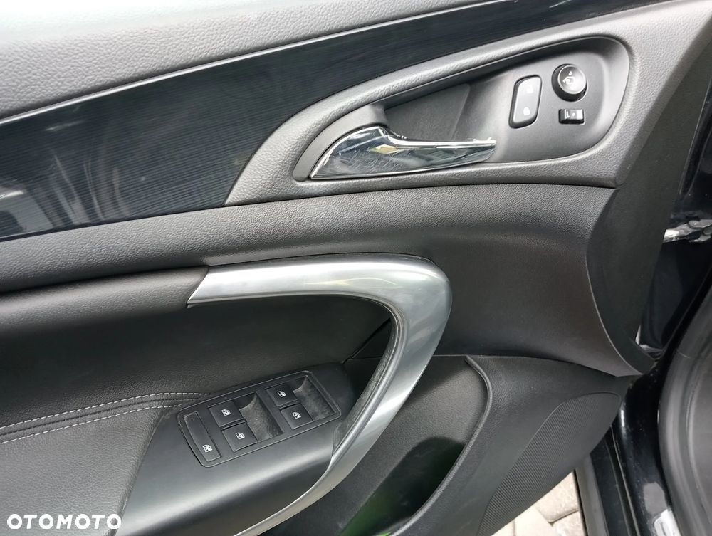 Opel Insignia - 15