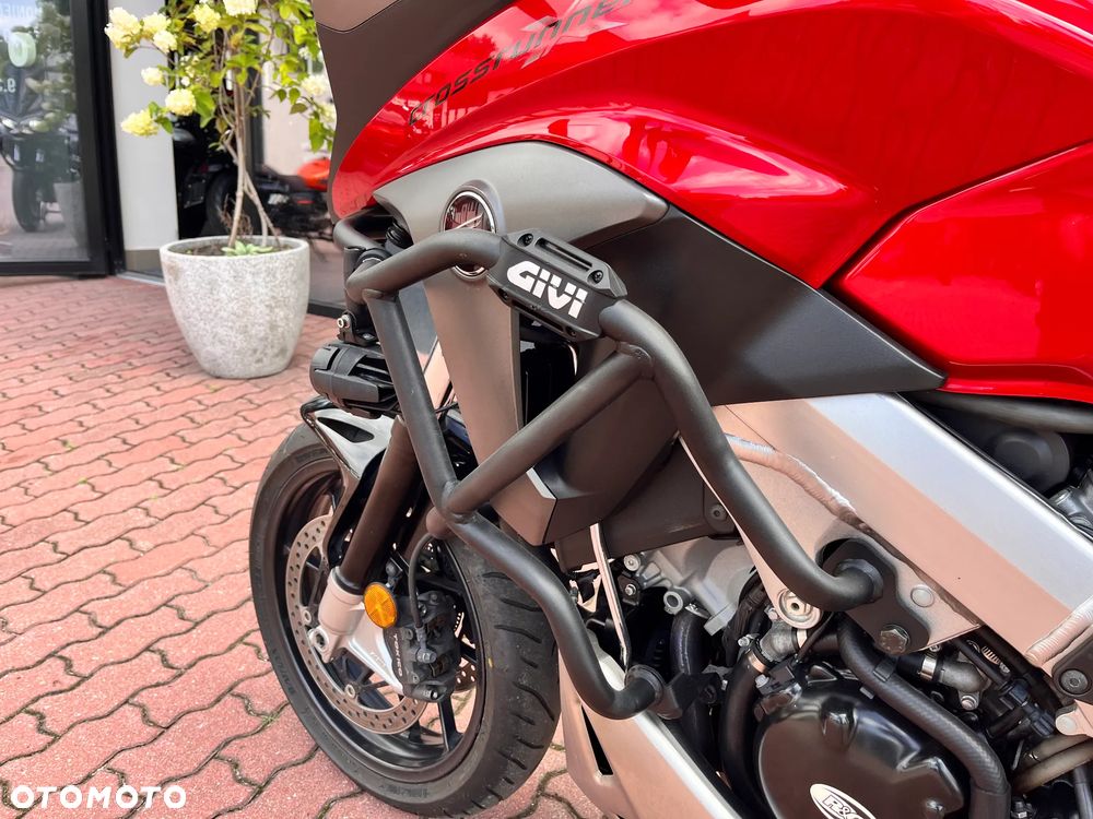 Honda VFR - 7