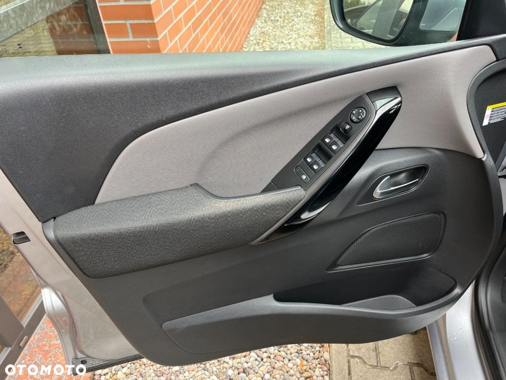 Citroën C4 Picasso PureTech 130 Stop&Start EAT6 SELECTION - 17