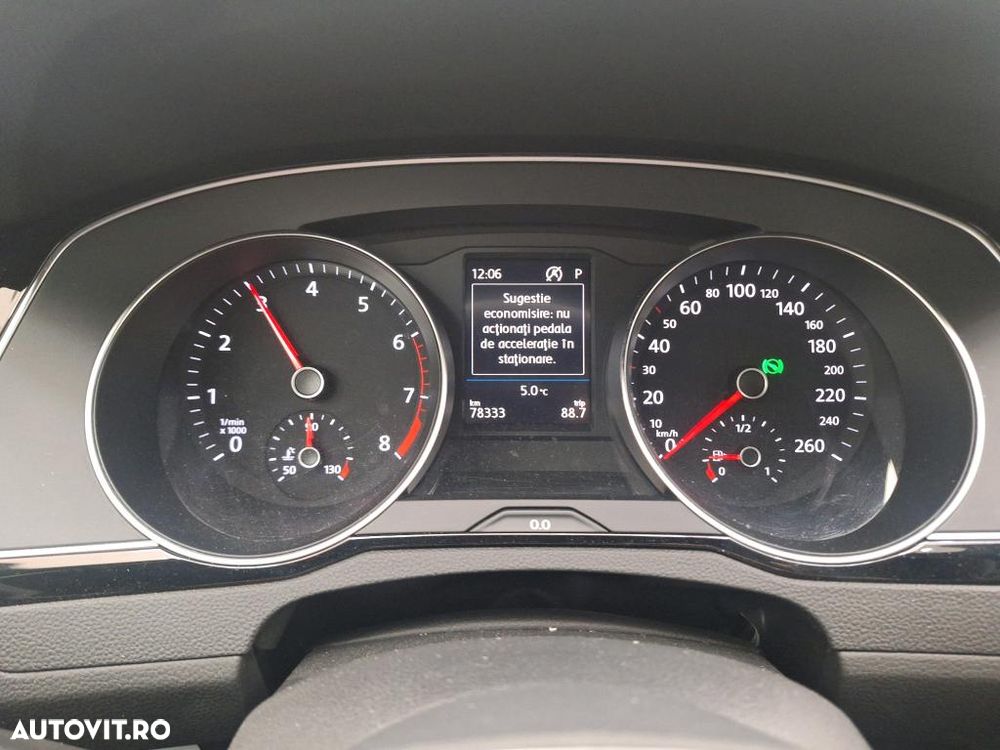 Volkswagen Passat - 4