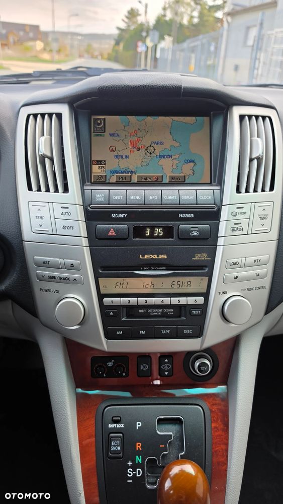 Lexus RX 300 Luxury - 21