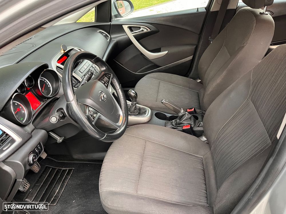 Opel Astra 1.4 Cosmo - 2