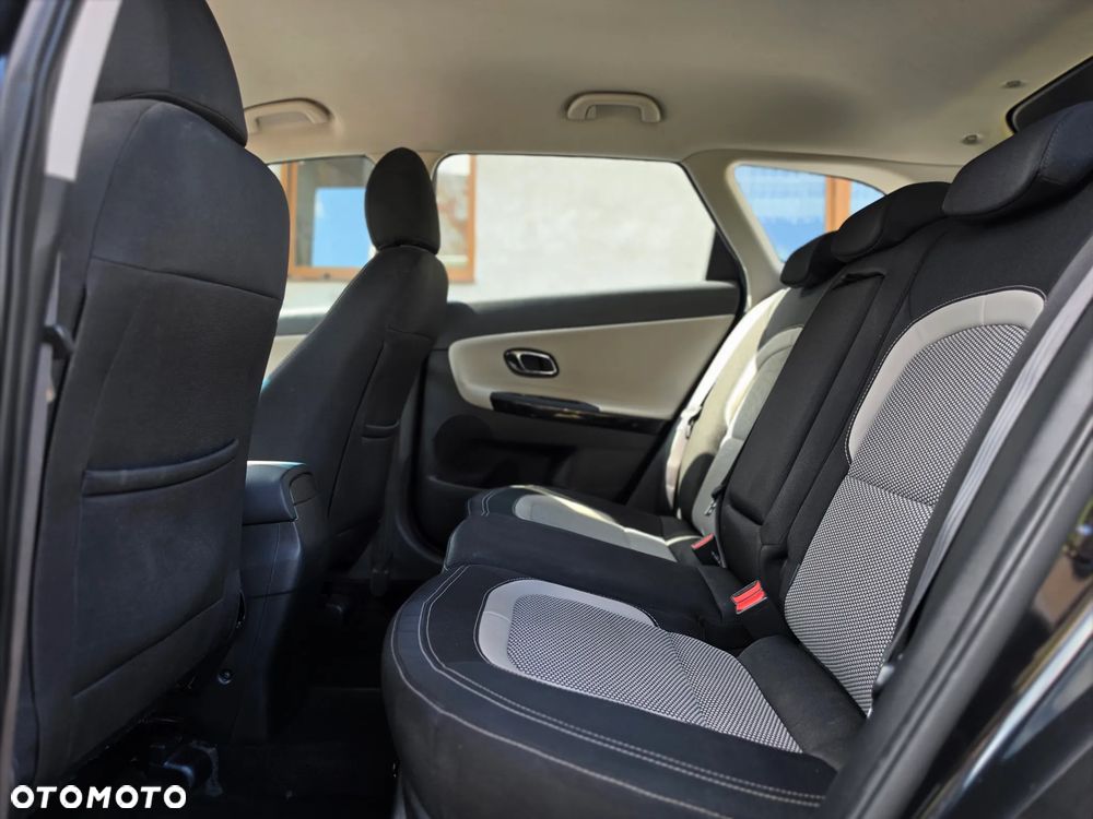 Kia Ceed - 22