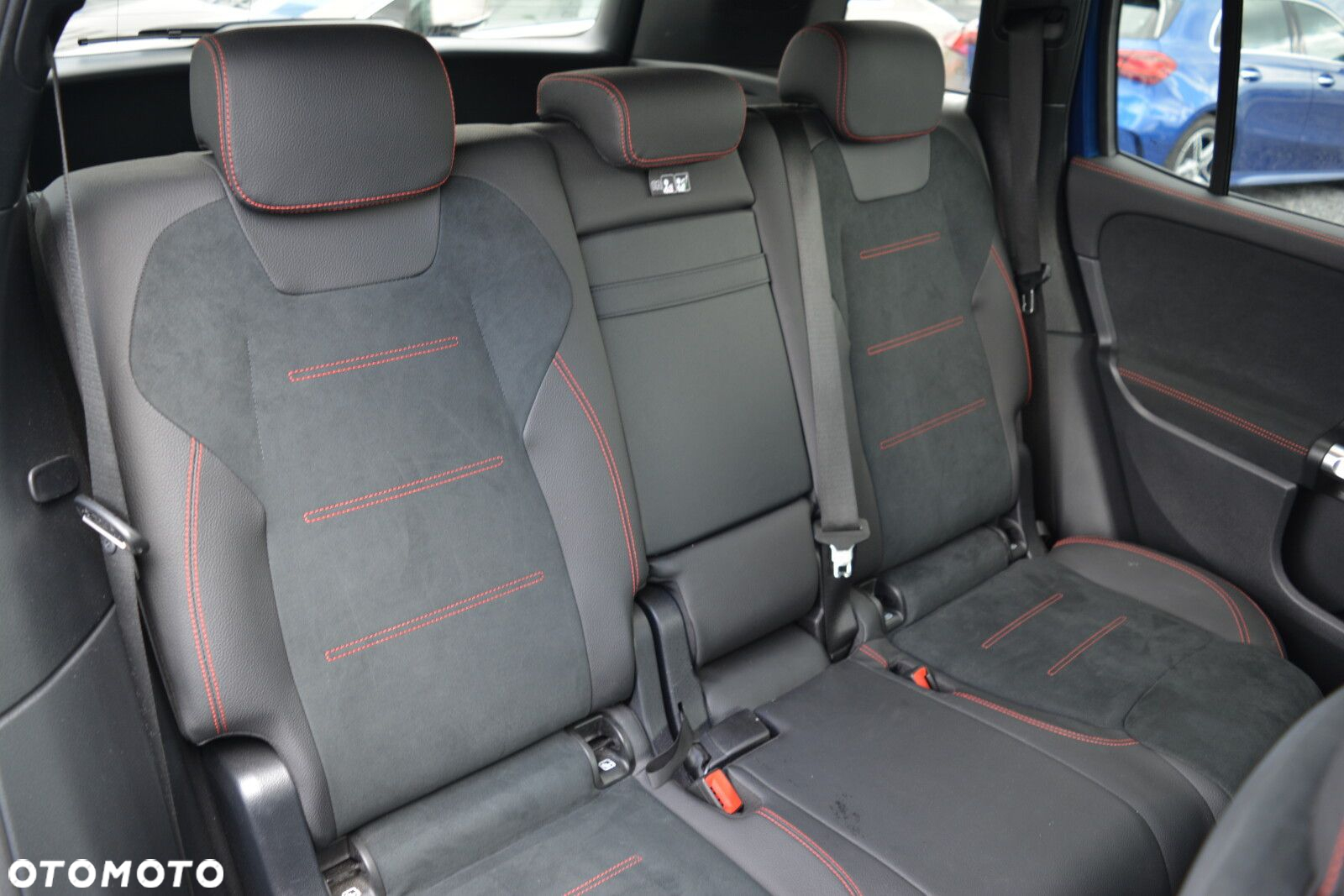 Mercedes-Benz GLB 200 d 4-Matic AMG Line 8G-DCT - 30
