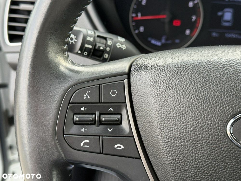 Hyundai i20 blue 1.2 YES!+ - 24