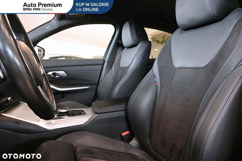BMW Seria 3 320d xDrive mHEV - 12