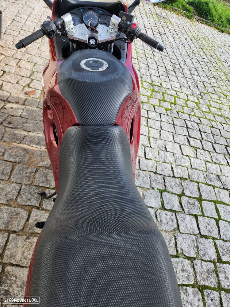 Suzuki GSX Gsxf 750 com 25 kw de livrete - 9