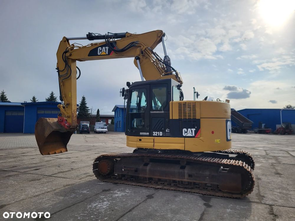 Caterpillar 321 D LCR spr z Niemiec 26800 kg krótki tył - 4