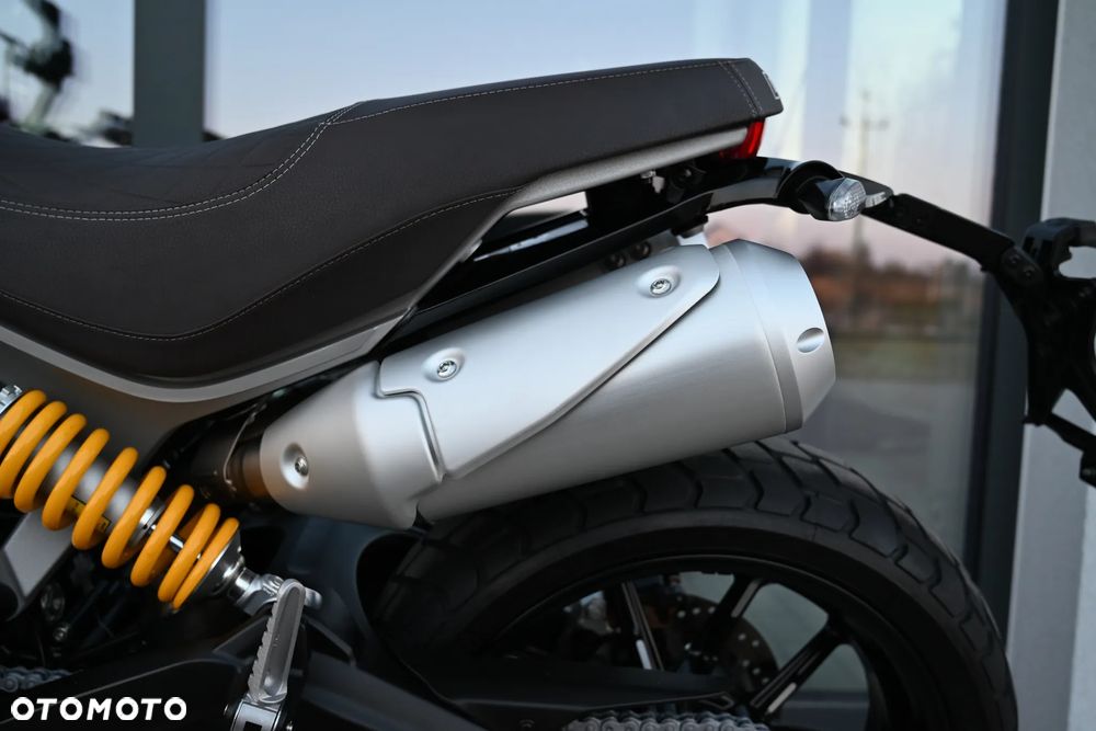 Ducati Scrambler - 28