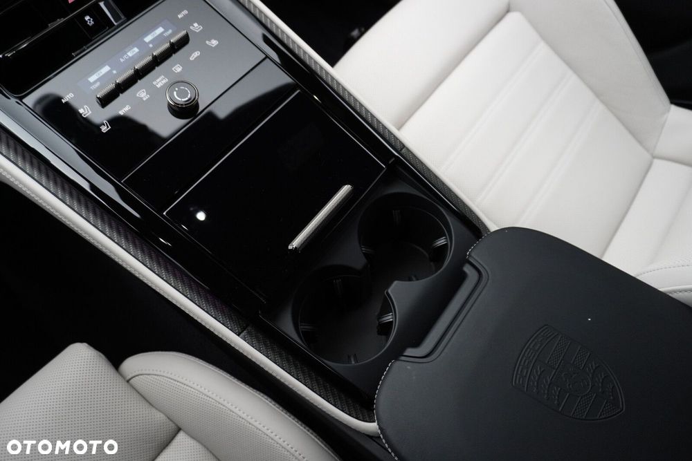 Porsche Panamera - 29