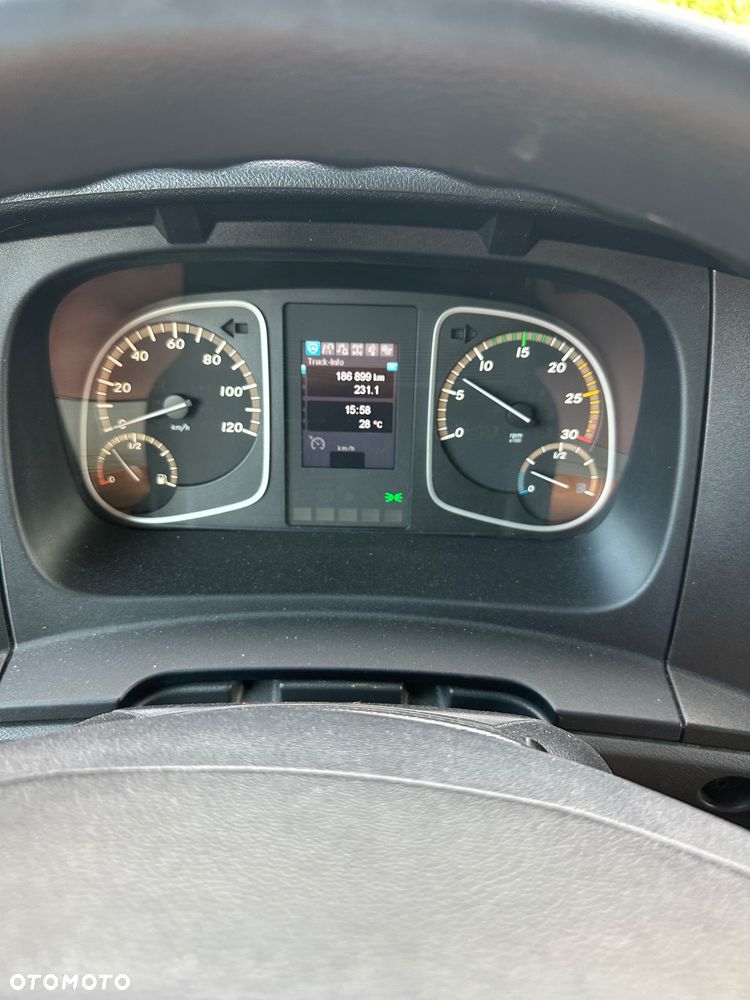 Mercedes-Benz ATEGO1 - 4