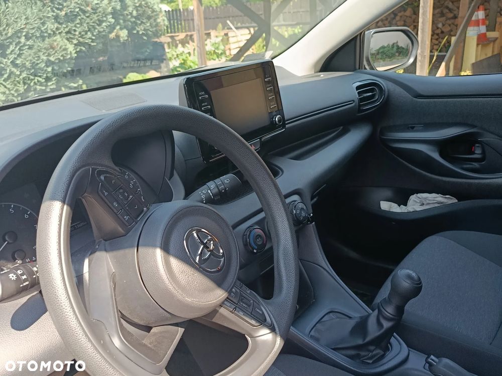 Toyota Yaris 1.0 Active - 5
