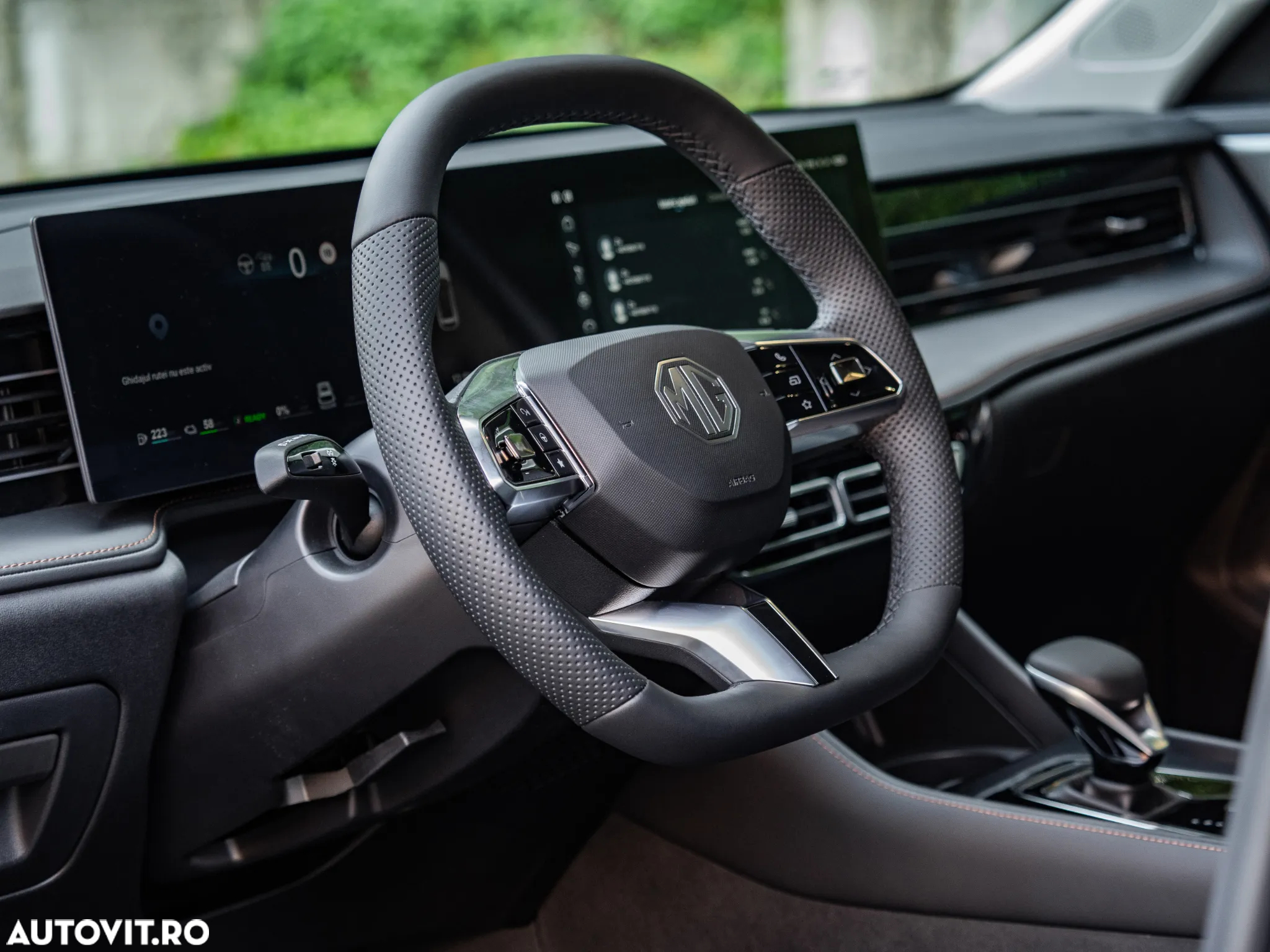 MG EHS 1.5 T-GDi AT PHEV Exclusive - 39