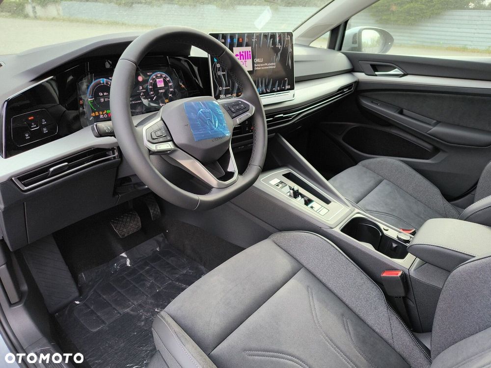 Volkswagen Golf - 13