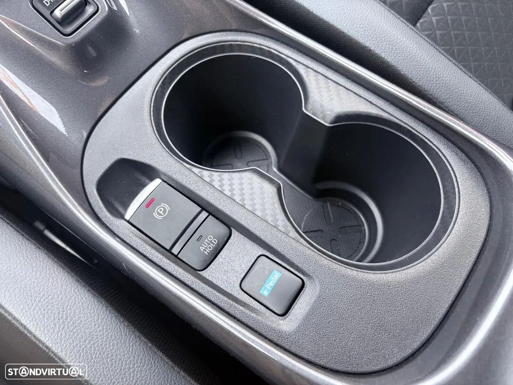 Nissan Juke 1.6 Hybrid N-Connecta - 52