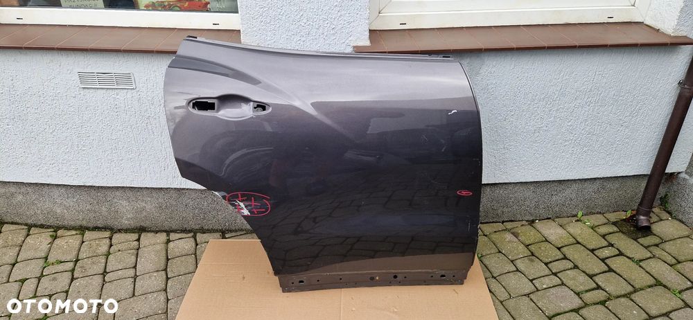 MASERATI LEVANTE DRZWI TYLNE PRAWE PRAWY TYŁ - 1