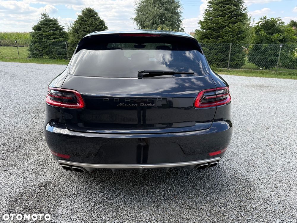 Porsche Macan Turbo PDK - 21