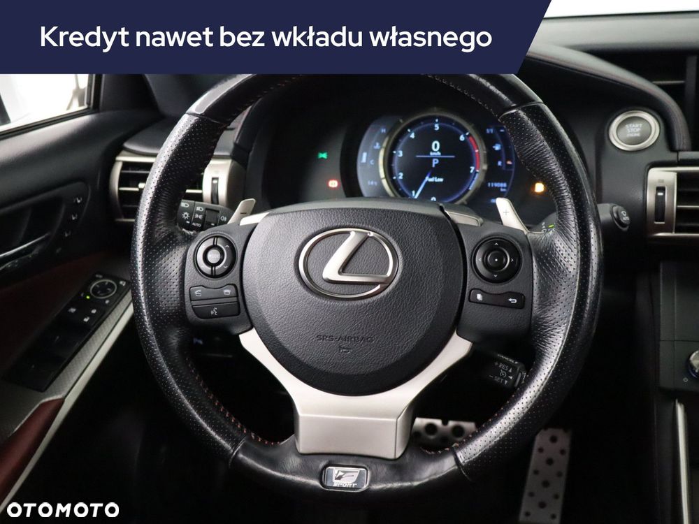 Lexus IS - 23
