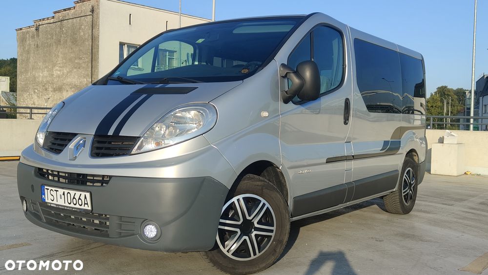 Renault Trafic 2.5 dCi 150 FAP Passenger L1H1 Quickshift Privilège - 1
