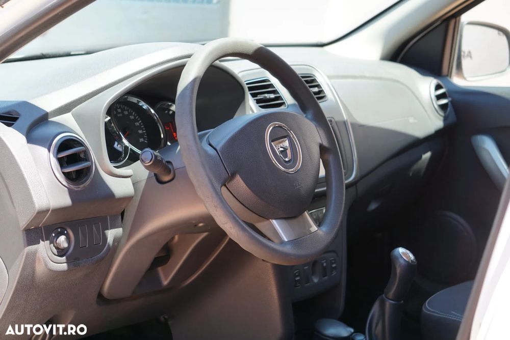 Dacia Sandero 1.2 Laureate - 5