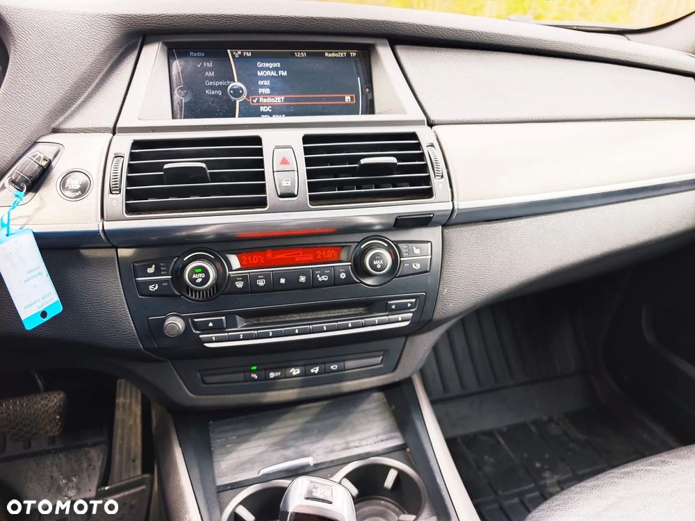 BMW X5 xDrive40d - 25
