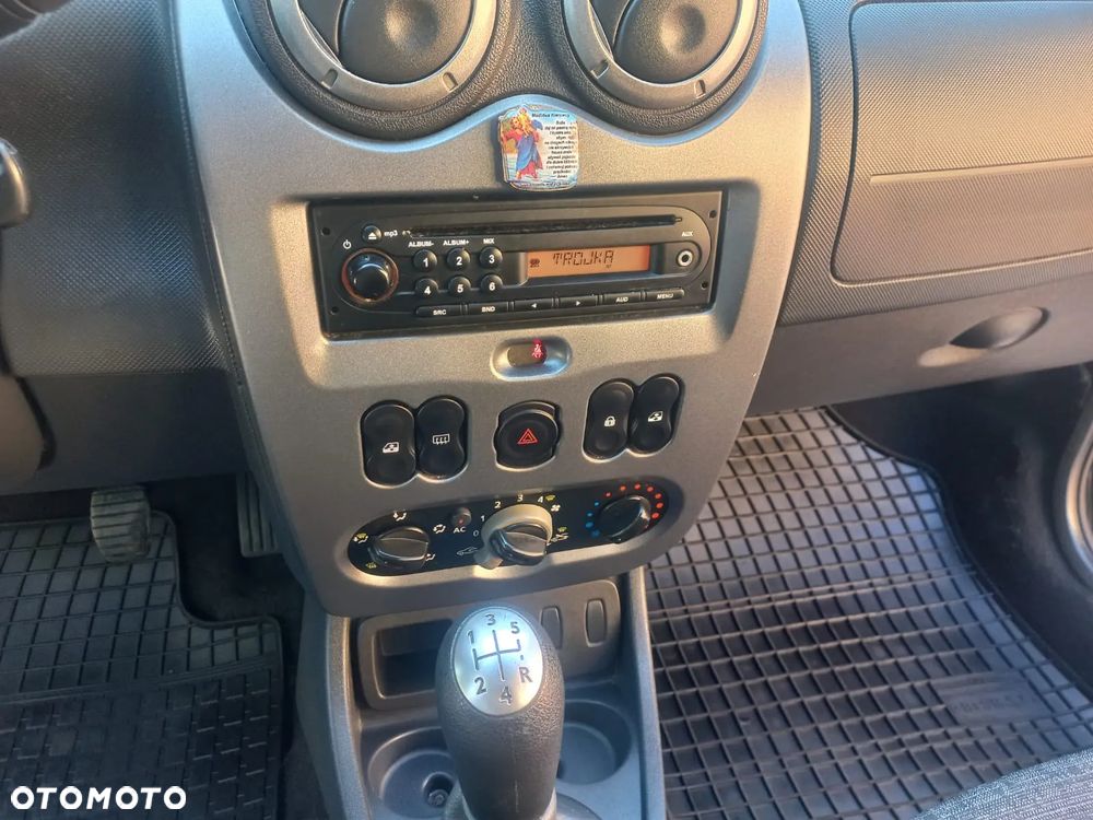 Dacia Duster 1.6 Ambiance - 10
