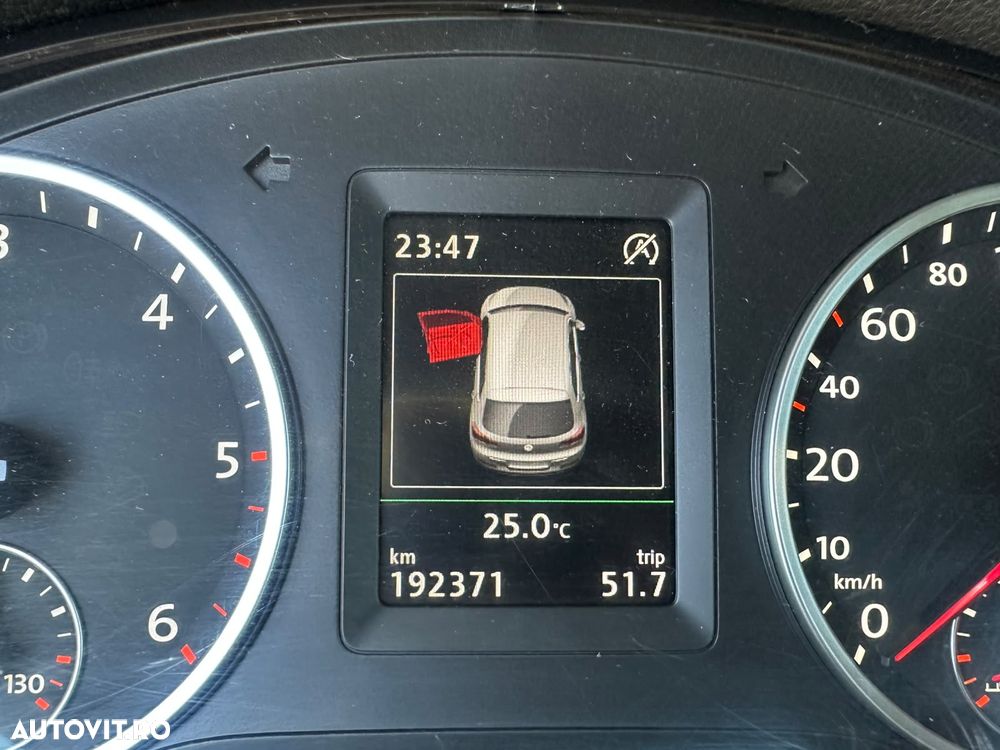 Volkswagen Tiguan 2.0 TDI DPF 4Motion BlueMotion Technology Sport & Style - 17