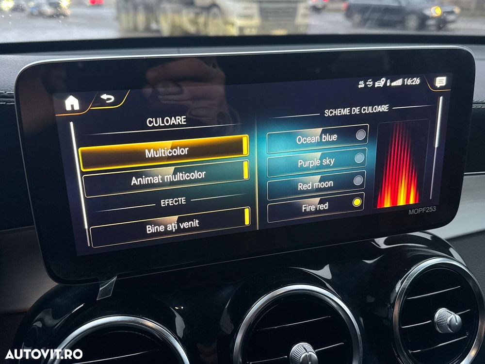 Mercedes-Benz GLC 220 d 4Matic 9G-TRONIC Exclusive - 37