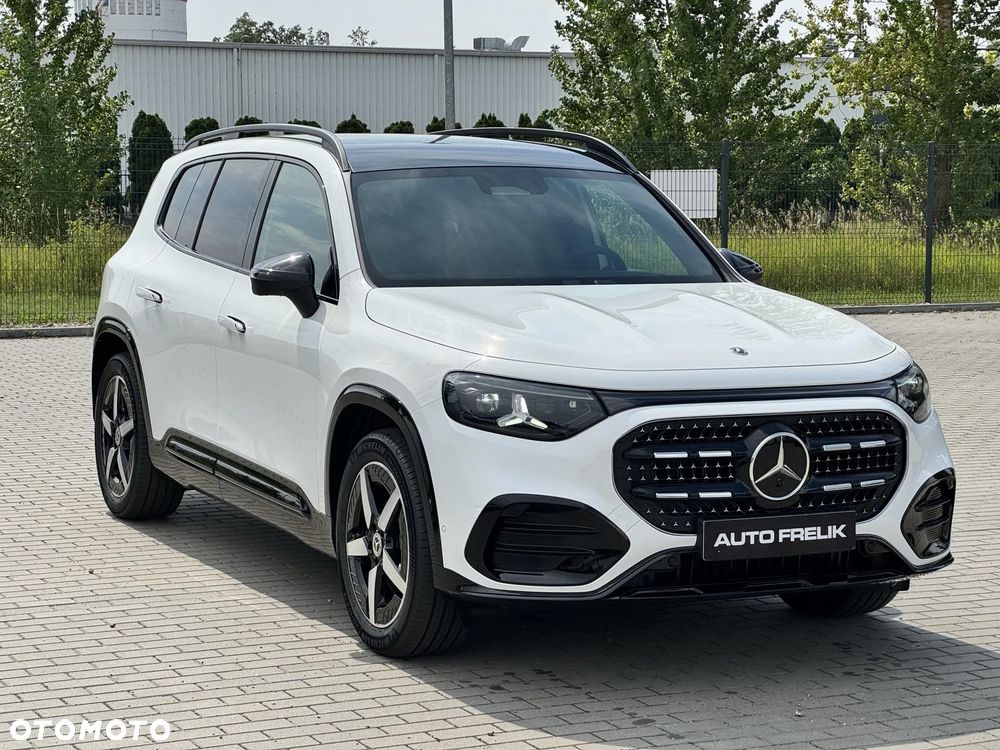 Mercedes-Benz GLB 200 mHEV 4-Matic 8G-eDCT - 6