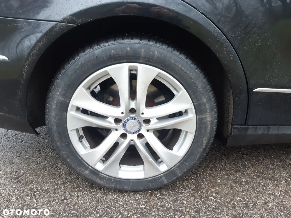 Mercedes-Benz Klasa E - 21