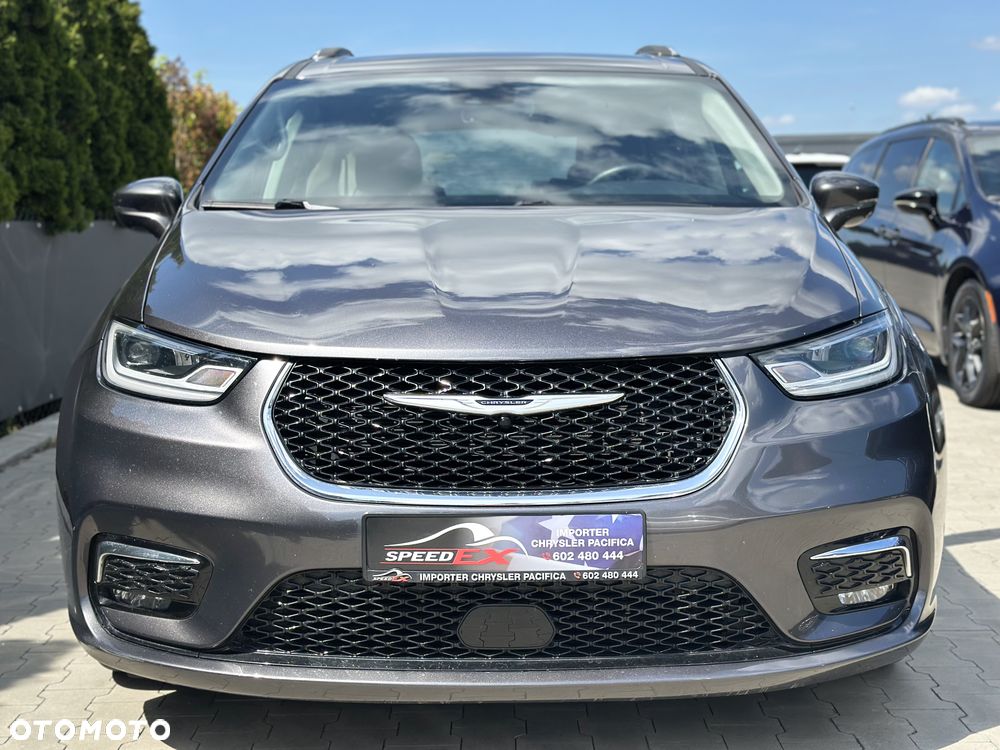 Chrysler Pacifica - 6