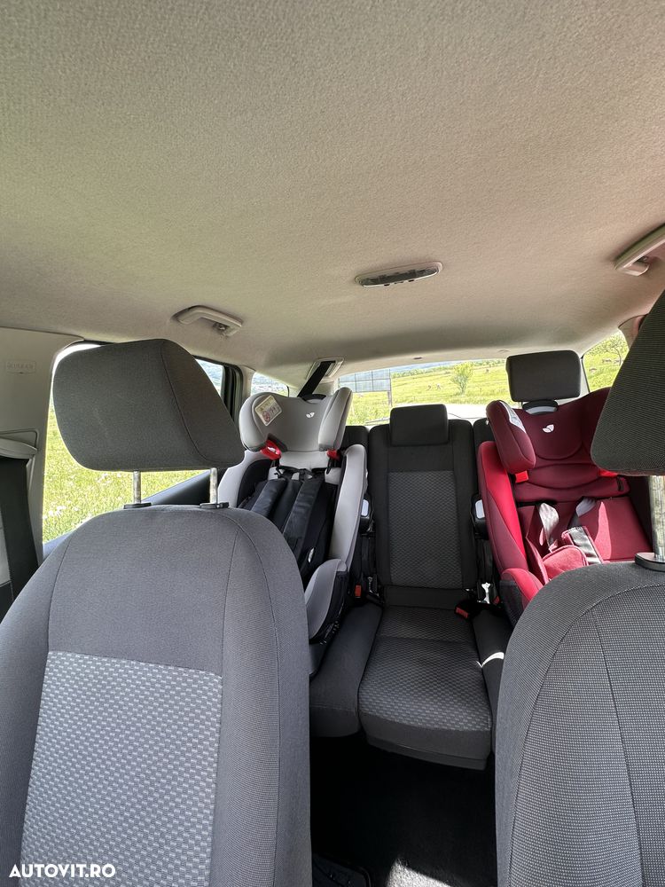 Ford C-Max - 16