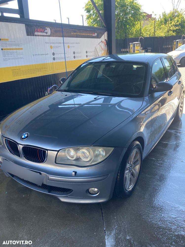 BMW Seria 1 120i - 2