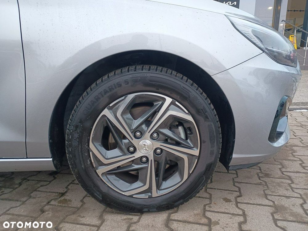 Hyundai i30 1.5 T-GDI 48V Smart - 30