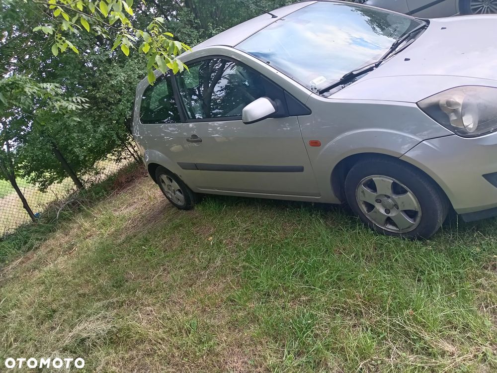Ford Fiesta 1.4 TDCI - 1