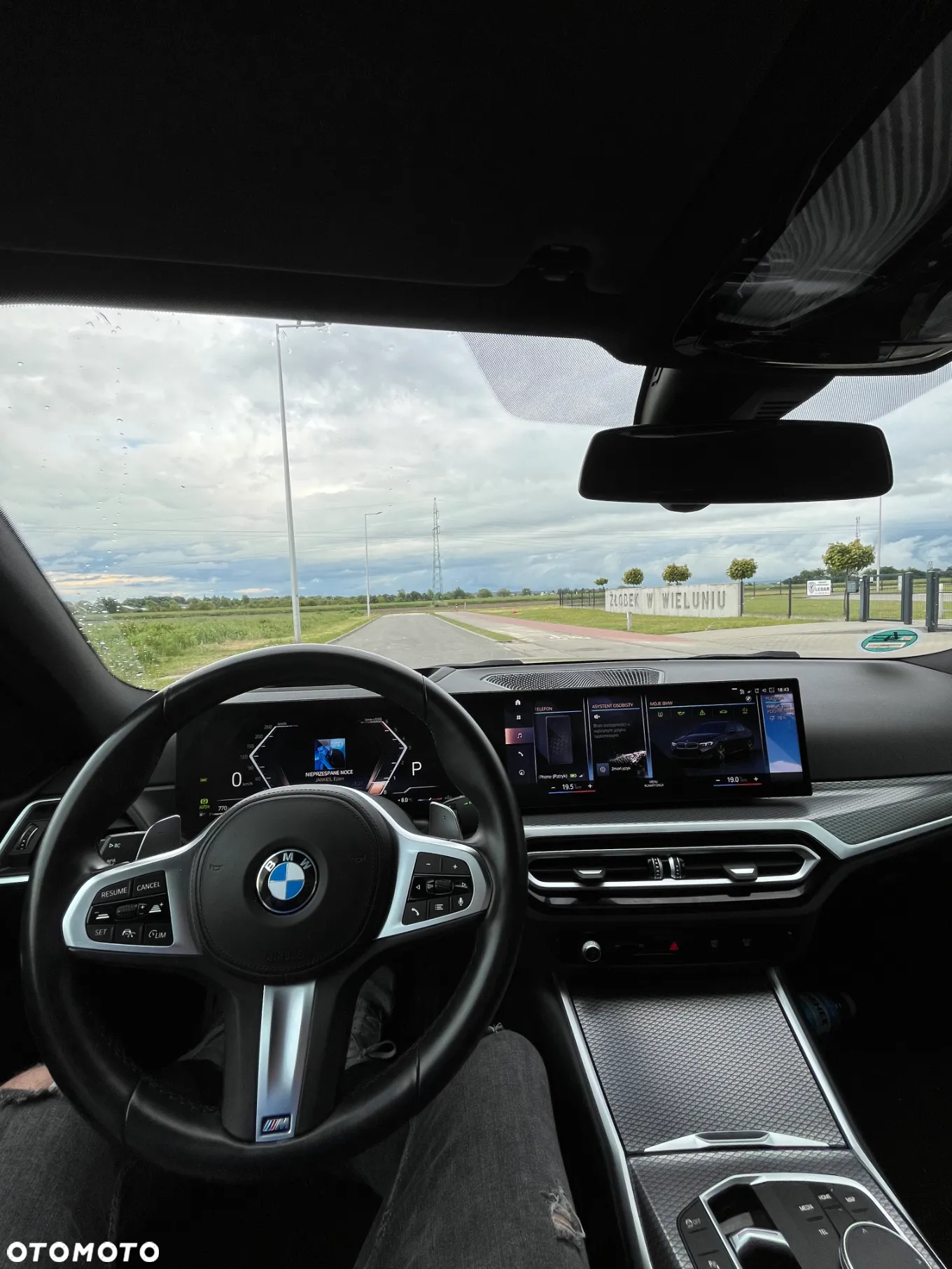 BMW Seria 3 320d M Sport - 9