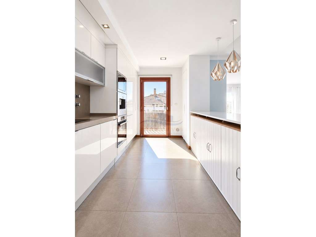 Apartamento T2 com Piscina, Box e Arrecadação | Milharado, Mafra - Grande imagem: 3/28