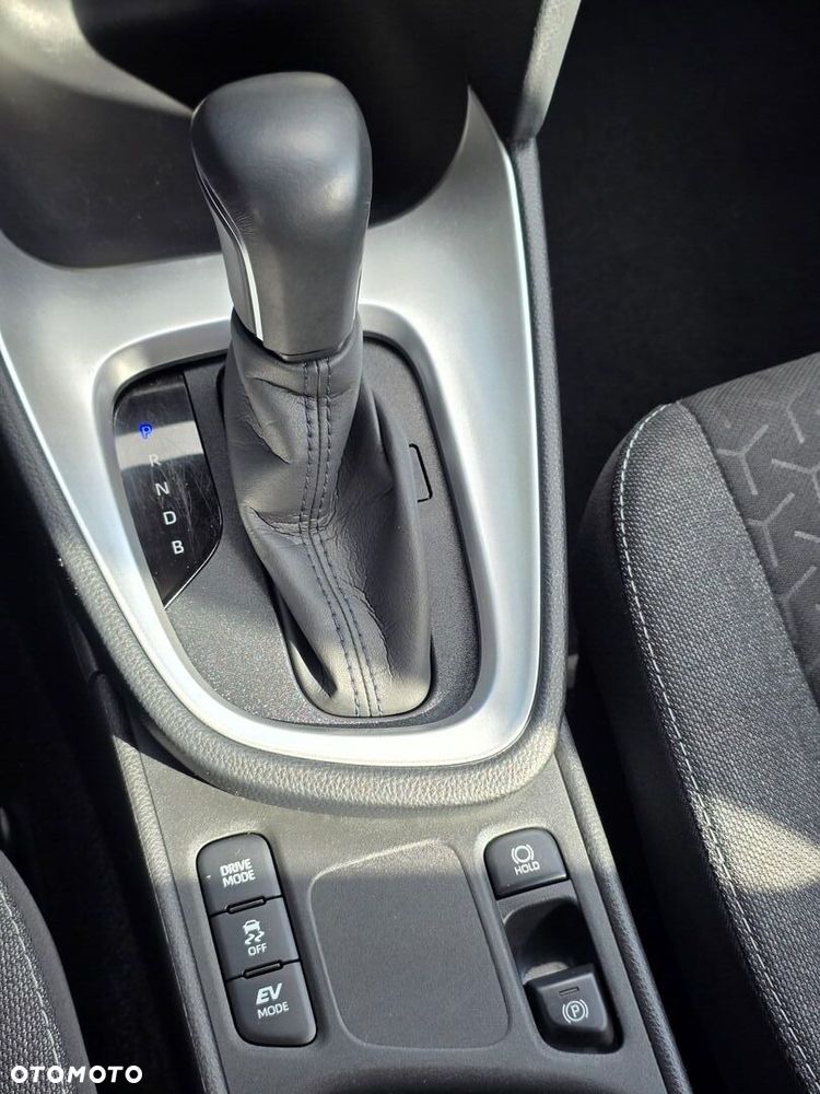 Toyota Yaris Cross Hybrid 1.5 Comfort - 31