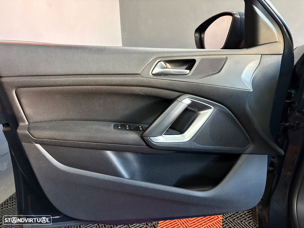 Peugeot 308 1.6 HDi Active - 31