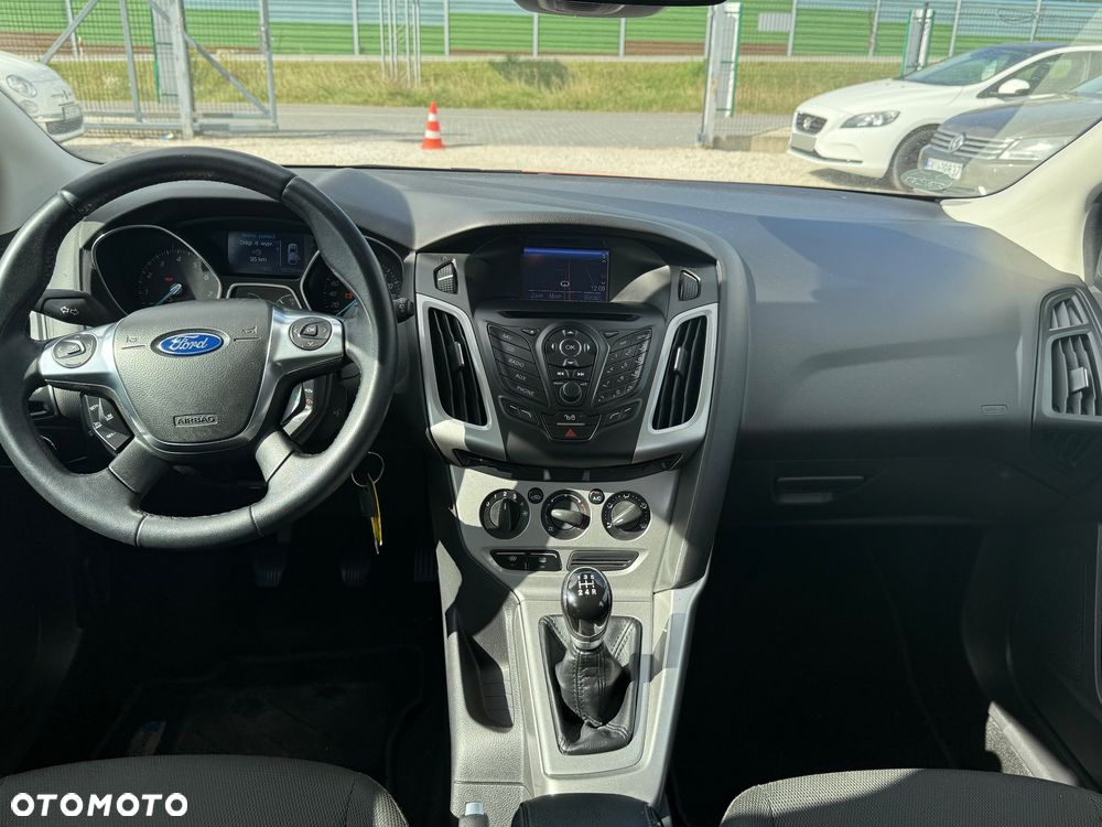 Ford Focus 1.6 Edition - 24