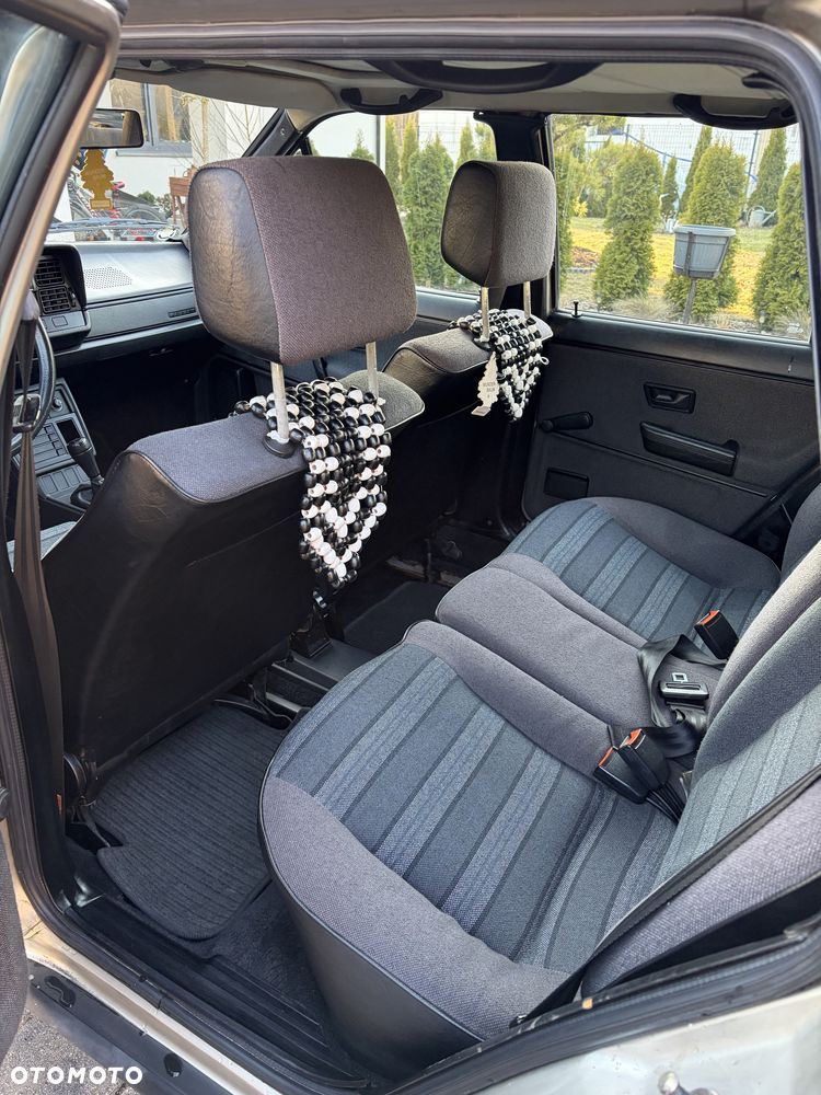 Volkswagen Passat - 8